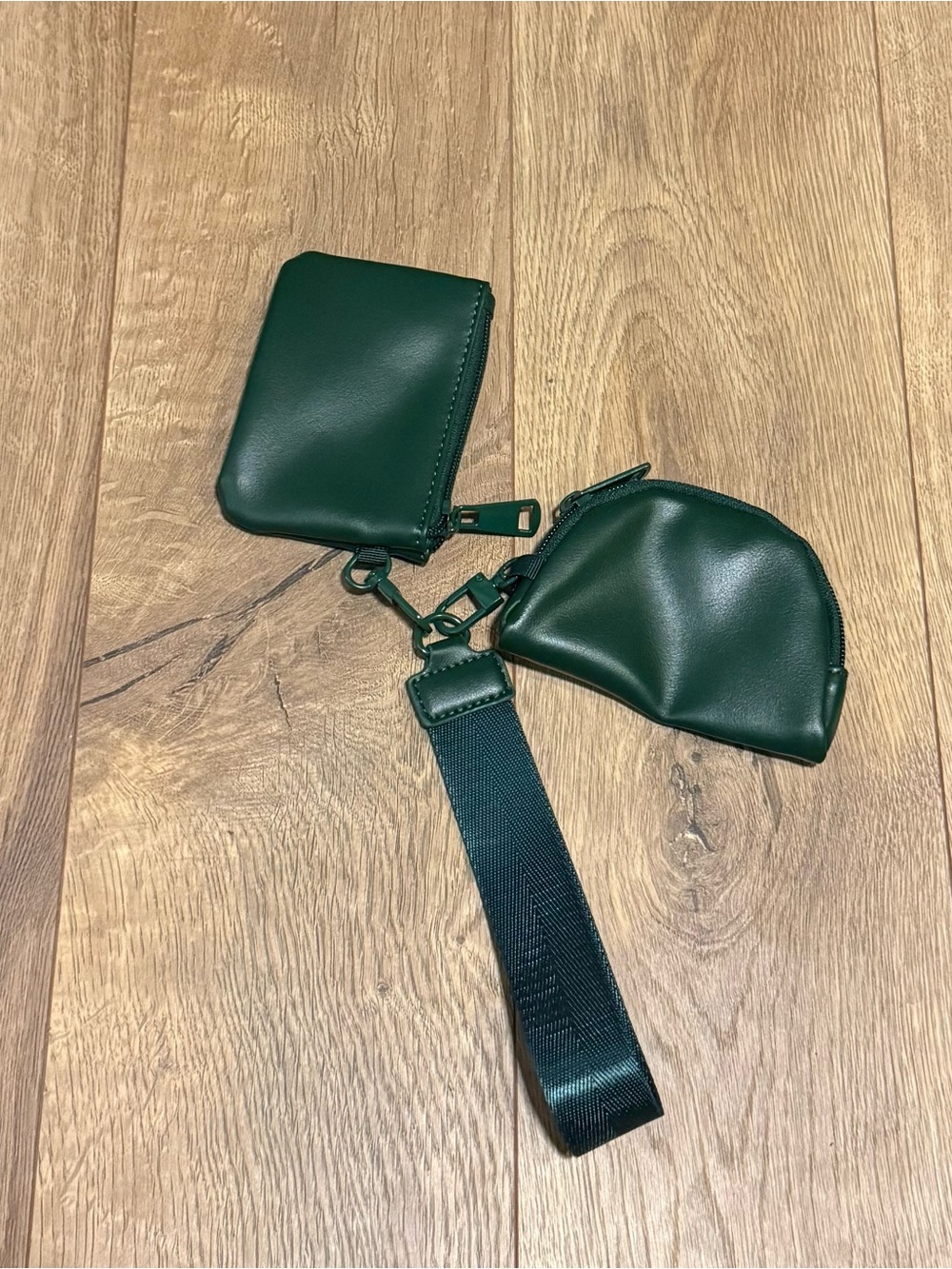 Foreste Green Wristlet Keychain Pouch Set